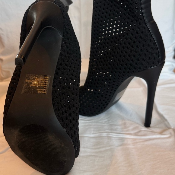 Steve Madden Black Knit Peep Toe Sock Booties – Size 7M Stiletto Heel Style - Picture 6 of 10